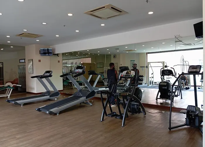 East Service Apartment Times Square Kl