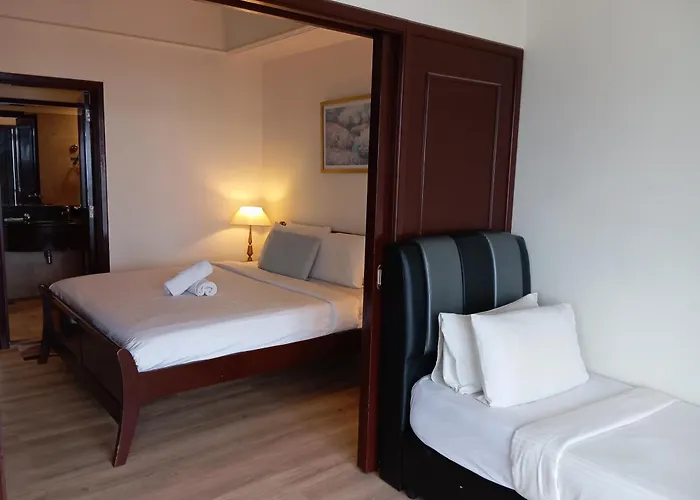 East Service Apartment Times Square Kl