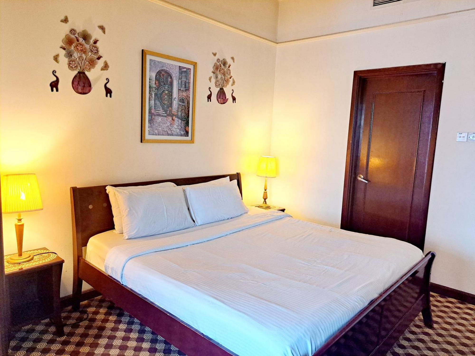 East Service Times Square Kl Apartemen Kuala Lumpur