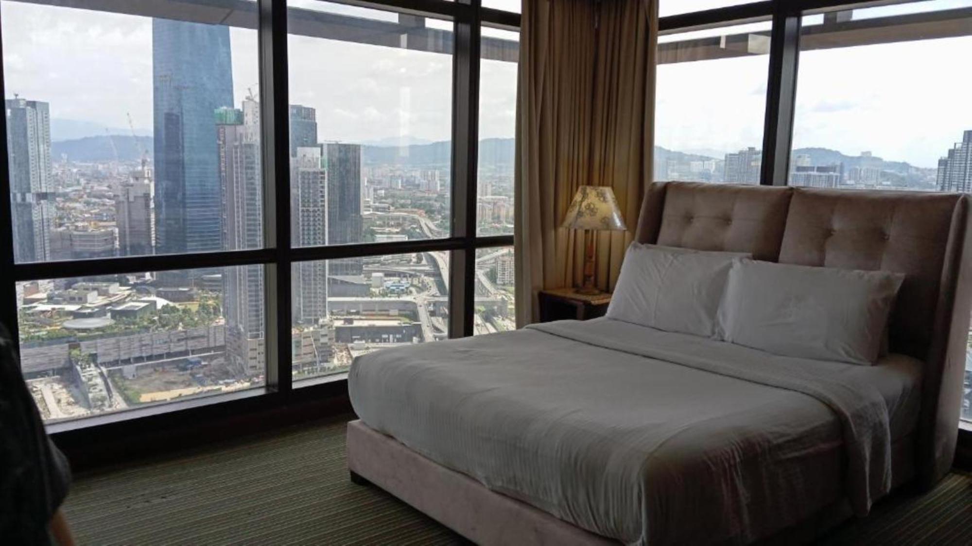 East Service Times Square Kl Apartemen *