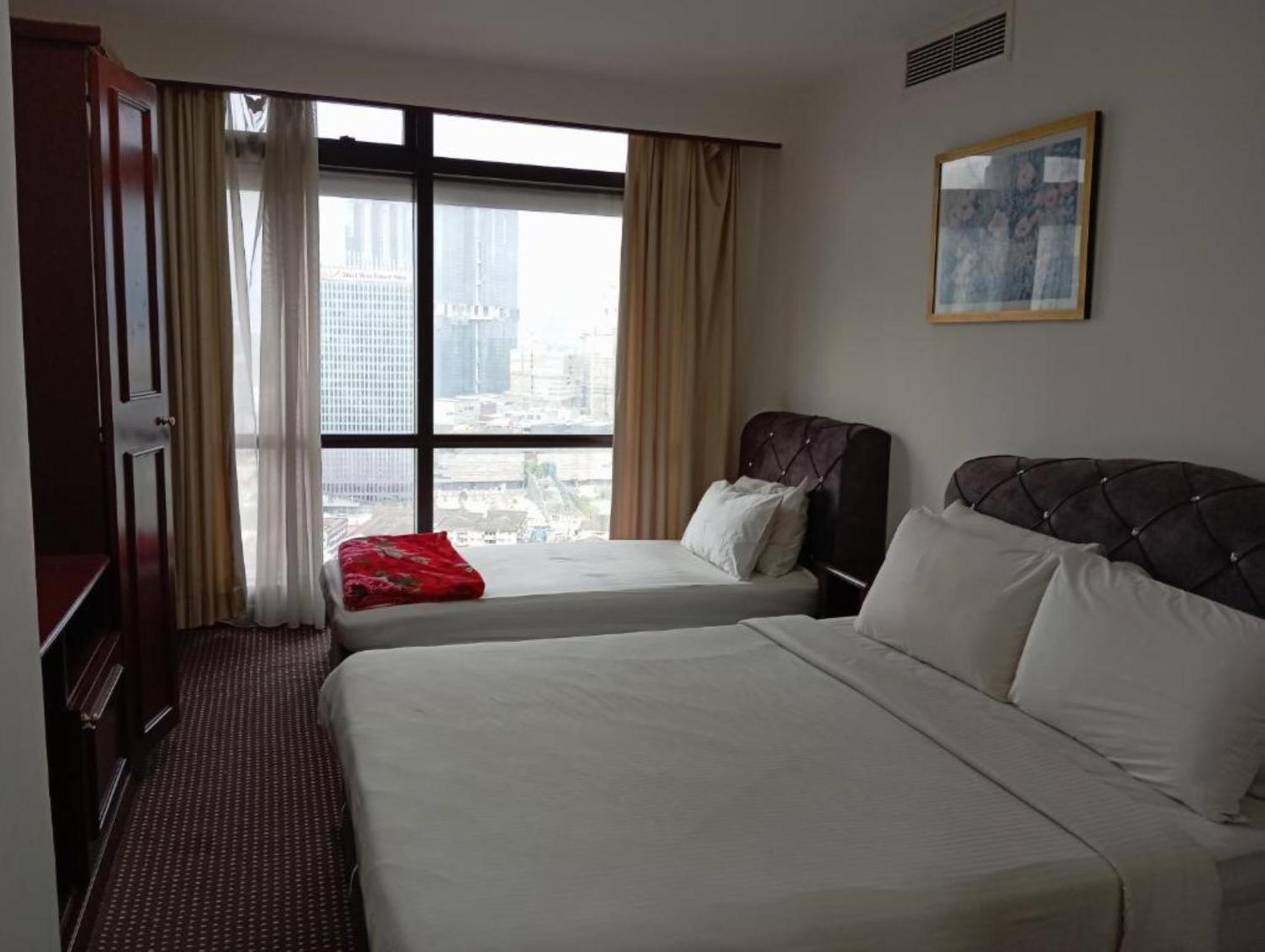 East Service Times Square Kl Apartemen